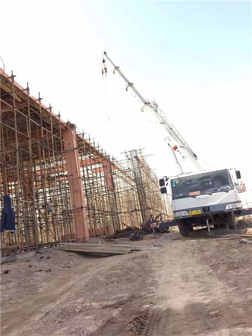 青白江区吊车作业的安全注意事项有哪些？